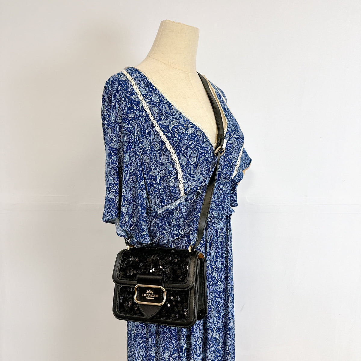 Coach CO922 Morgan Square Crossbody IN Black