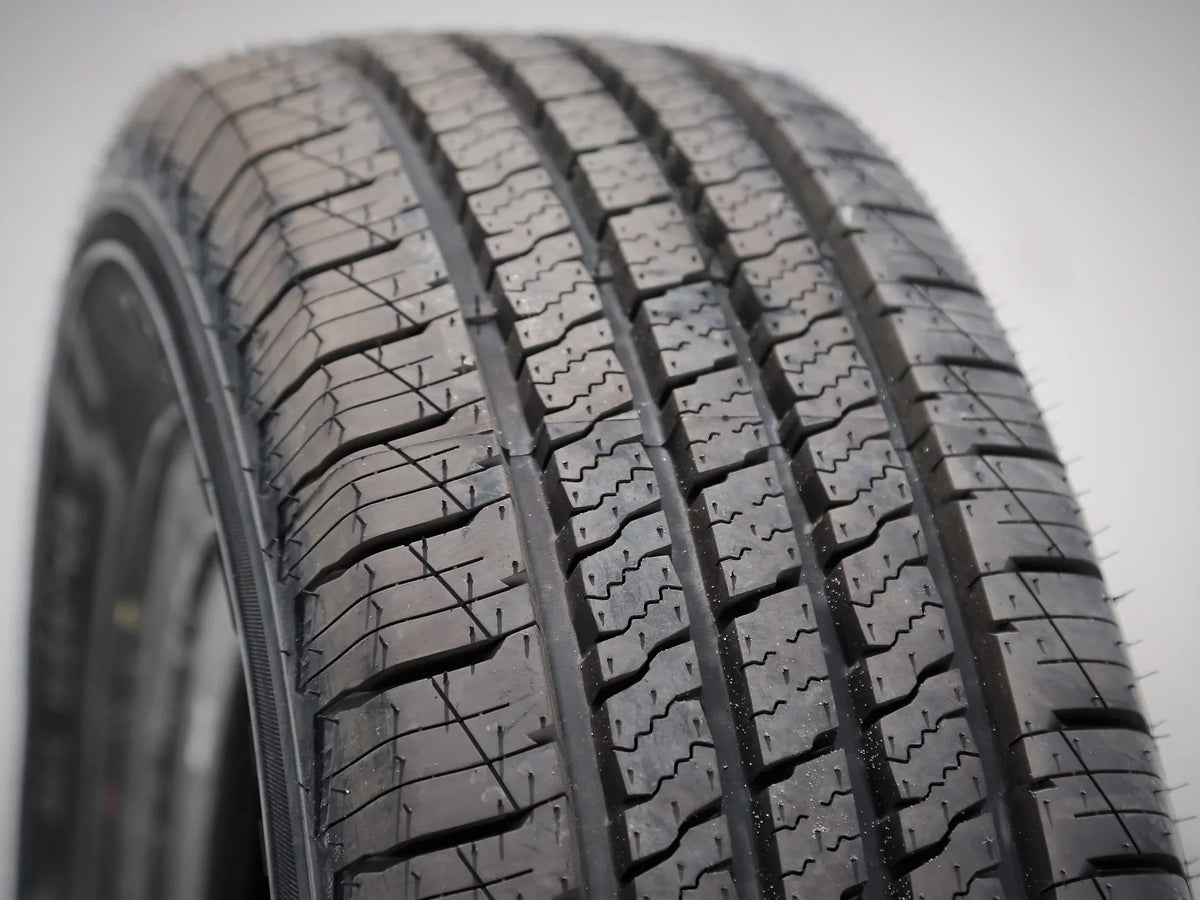 Landgolden LGT67 H/T 275/60R20 114T H/T All Season Tire