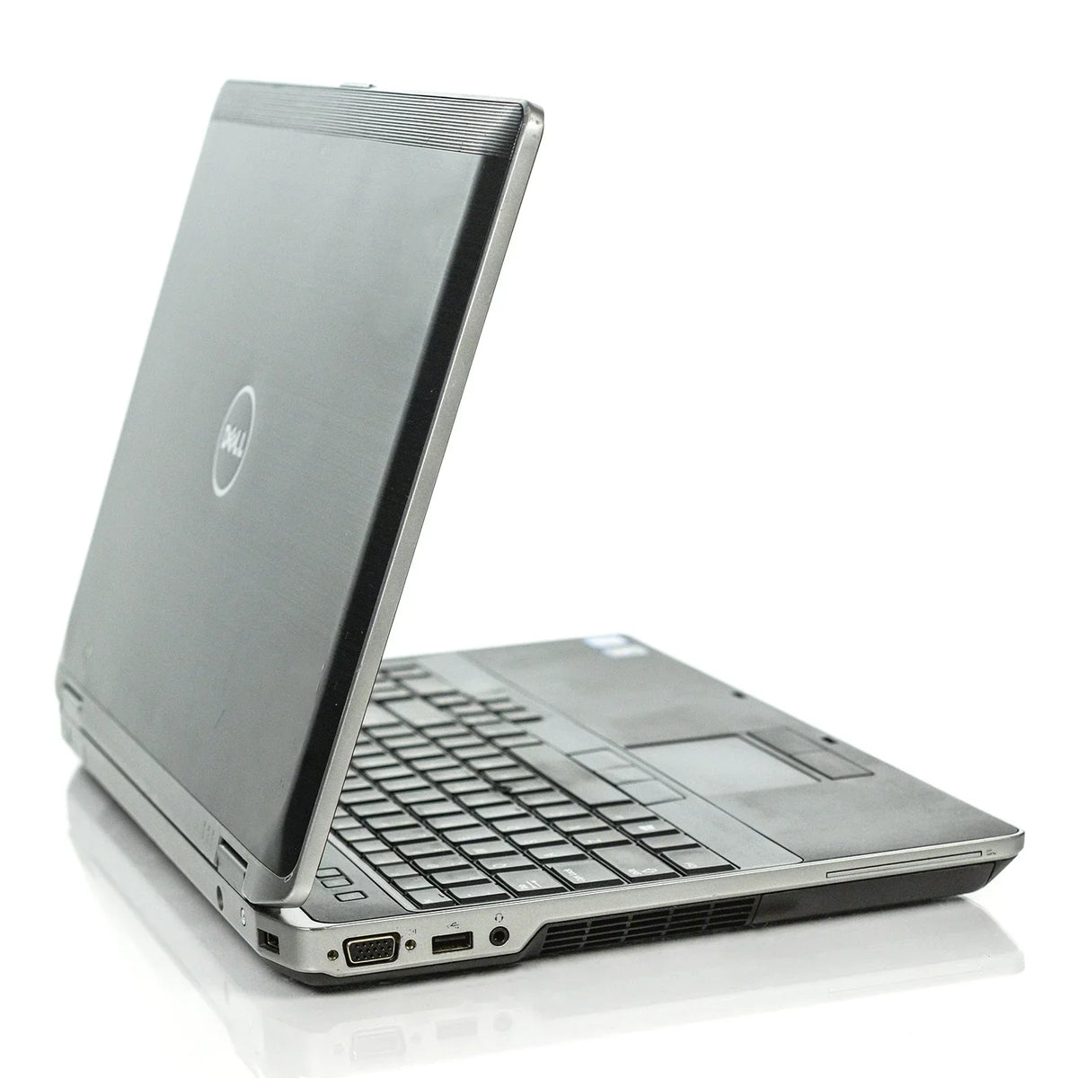 Second-hand Latitude E6530 Notebook i7 Quad-Core 4GB 250GB Win 10 Pro A v.WCB