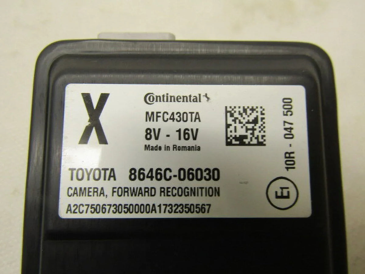 Pre-Owned 2018 2019 Toyota Camry Radar Unit Lane Departure Warning Camera OEM LKQ (Good)